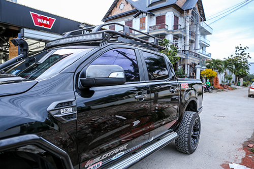 QUY TRÌNH DÁN PHIM CÁCH NHIỆT 3M CRYSTALLINE CHO XE FORD RANGER WILDTRAK